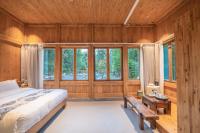Queen Room with Garden View