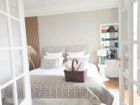 Appartamento Deluxe con 2 Camere da Letto e Balcone