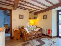 The Stable, Broughton Beck, a ground floor cottage close to a beach and Windermere - B&B Spark Bridge