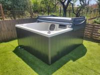 Pars Domus Romantic Suite con Jacuzzi e Parcheggio privati - B&B Scafati