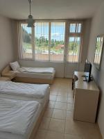 Квартира Евекс - B&B Dospat