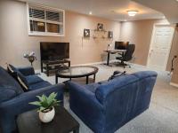 Spacious & Comfortable 1BR Unit, Peaceful Setting - Chambres d’hôtes Ottawa