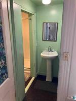 Easy UW, Downtown Access - B&B Seattle