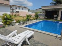 Luxueux Platinium - B&B Libreville