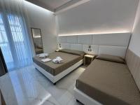 Vierbettzimmer mit eigenem Bad