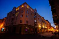 Stunning 2BR Old City View - B&B