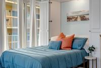 The Seashell Suite with Private Balcony and Walk to Beach - B&B Clearwater Beach