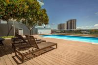 Sensational City Apartment with Lake Views - Chambres d'hôtes Canberra