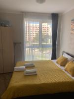 Apartment Sunny Beach Plaza 100 m sea - Chambres d’hôtes Slanchev Bryag