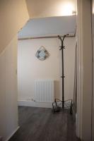 Beautiful North Bay seaside apartment, free parking and courtyard - Bed and Breakfast Scarborough