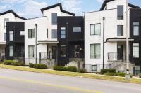 Rooftop Deck Firepit and Garage Walk to 12 South and Restaurants - B&B Nashville