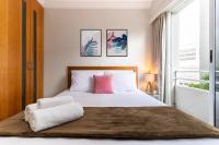 One-Bedroom Deluxe Apartment