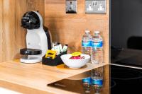 Stylish 2 Bedroom Flat in Birmingham JQ, Sleeps 6, Free WIFI and Secure Parking - Chambres d’hôtes Birmingham