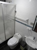 DEPARTAMENTO-Hospedaje EL RINCONCITO II 100m2, 3hab, 4baños, sala, comedor, cocina - Chambres d'hôtes Jauja