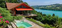 SEEBLICK romantic chalet spa lake view - B&B Paladru