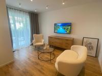 Luna - B&B Floreşti