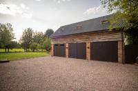 Stunning Studio with Countryside Views & Parking - Bed and Breakfast Lugwardine