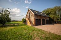 Stunning Studio with Countryside Views & Parking - Bed and Breakfast Lugwardine