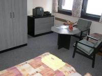 Dreibettzimmer mit eigenem Bad