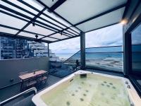 Appartement met 2 Slaapkamers en Terras - Uitzicht op Zee