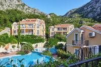 Kotor Bay Apartmani with POOL - B&B