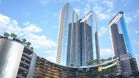 Luxurious 1 Icon 3BR Apartment in Tunjungan Plaza 6 Surabaya City Centre by Le Ciel Hospitality - Chambres d'hôtes Surabaya