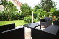 Cozy & Calm 3 BR House with Garden - B&B