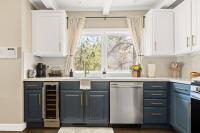 Oak Mountain Retreat, Hot Tub, & BBQ, Game Room! - B&B Lake Arrowhead