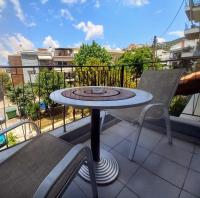 Trykonos Garden - Explore Center by foot - Close to Helexpo & University - B&B
