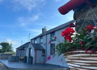 Cosy countryside cottage - B&B Aberystwyth