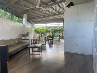 5BR House with Centralized AC, Backyard & Office - Ferienwohnung Roxas City