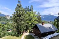 Panoramic Forest Chalet Bled Lake and Castle View - B&B