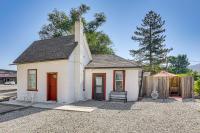 Kik-N-Bak Cottage with Beautiful Mountain View - B&B