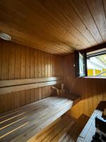 3BR Luxe Family Holiday Home with Private Jacuzzi in Espoo - Ferienwohnung Espoo