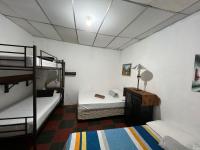 Habitación Triple con baño privado externo