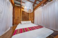 Bed in een Gemengde Slaapzaal met 10 Bedden