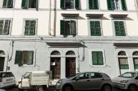 Tamara & Clotilde Apartments by Mamo Florence - B&B