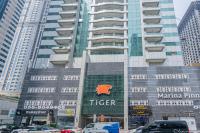 Escape 24 - Brand New & Luxury 1BR High Floor Marina Pinnacle Dubai - Marina Harbour Views - B&B