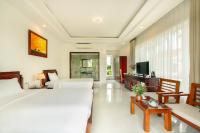 Deluxe Double or Twin Room with Pool View