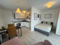 Krullywood- Modernes 1 Zimmer Appartement - B&B Obersontheim