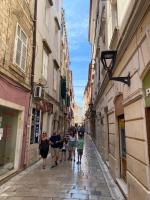 Apartman Poluotok 1 - B&B Zara