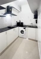 Superior One-Bedroom Apartment