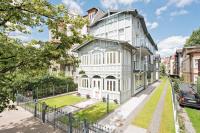 Chopina 29 - Parking & 5 Min to Beach by Lion Apartments Sopot - Chambres d’hôtes Sopot