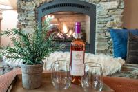 Shady Pines Smores, Stars & Cozy Nights In - Chambres d'hôtes Shaver Lake