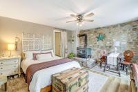 Charming Getaway Less Than 1 Mi to Downtown Lambertville! - B&B