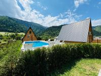 Eco cottage in Borjomi with pool 1 - B&B