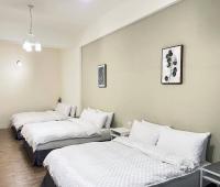 Familiensuite mit Balkon