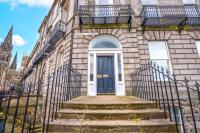 Flat with Majestic views in West End Wonderland - Ferienwohnung