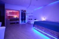 Chambre Lit Queen-Size avec Baignoire Spa