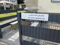 Lightplace - Boxspring - Parkplatz- Nähe City und VW - Bed and Breakfast
